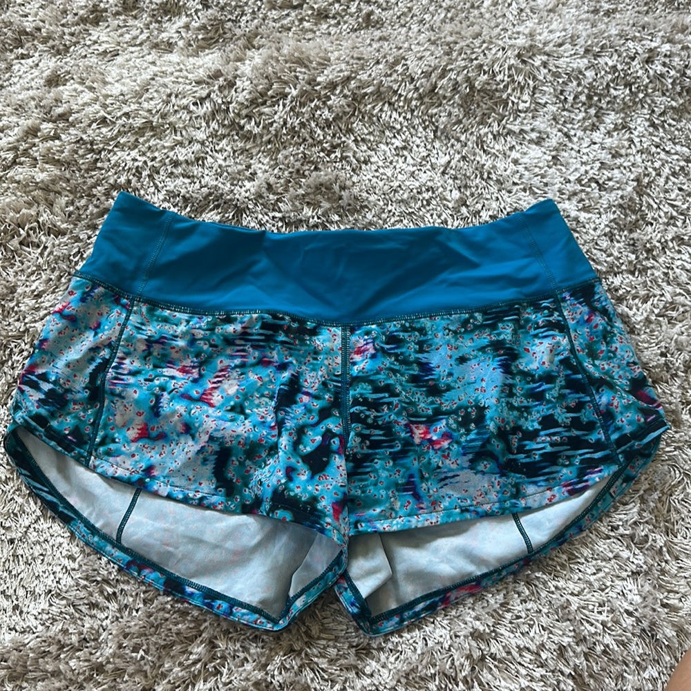 Lululemon Speed Up Shorts 2.5”
